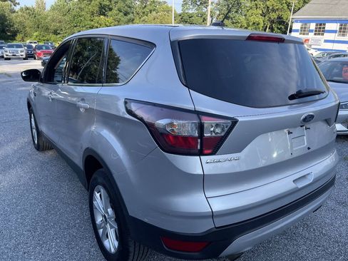 Used 2017 Ford Escape SE AWD/4WD image 7