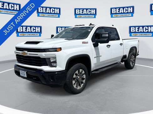 Used 2024 Chevrolet Silverado 2500 Custom w/ Custom Value Package AWD/4WD image 1