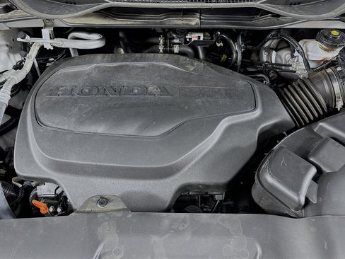 Certified 2024 Honda Odyssey Touring image 33