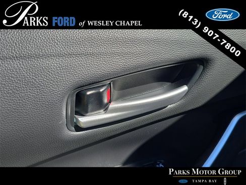 Used 2023 Toyota Corolla SE image 16