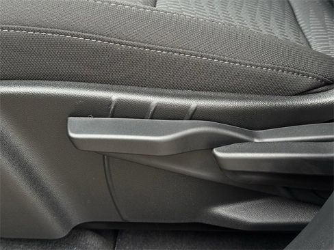 New 2026 Chevrolet Equinox LT image 23