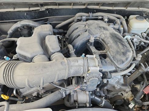 Used 2012 Toyota FJ Cruiser 4WD image 23