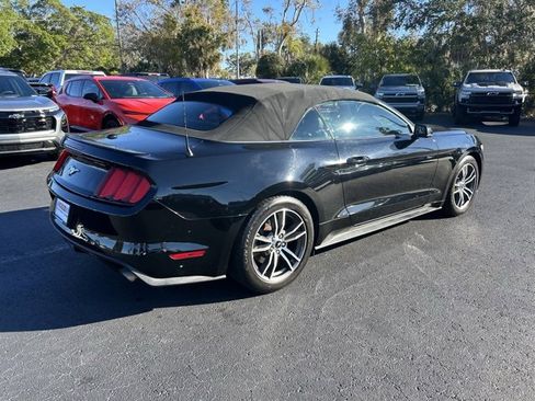 Used 2017 Ford Mustang Premium image 6
