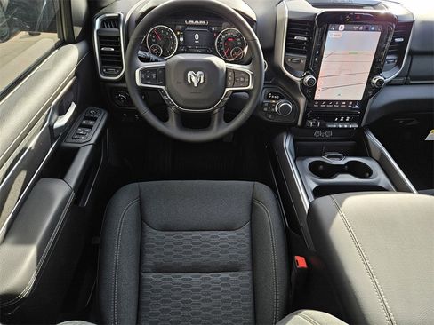 New 2026 RAM 1500 4x4 Crew Cab image 8