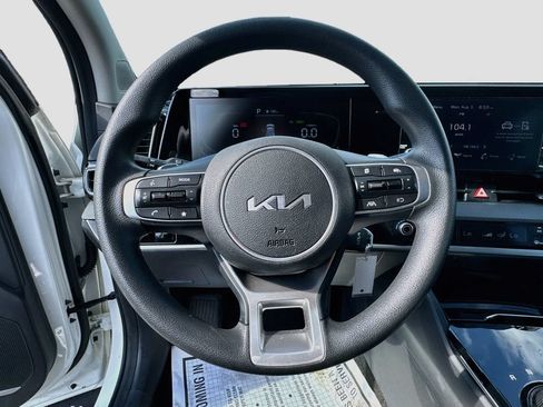 Certified 2023 Kia Sportage LX AWD/4WD image 14