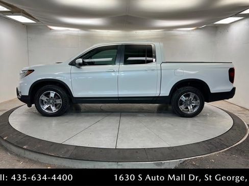 Certified 2025 Honda Ridgeline RTL image 2