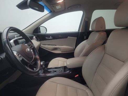 Used 2019 Kia Sorento EX AWD/4WD image 17