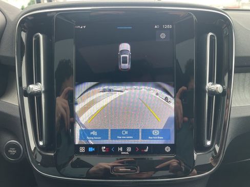 Certified 2024 Volvo XC40 B5 Core image 28