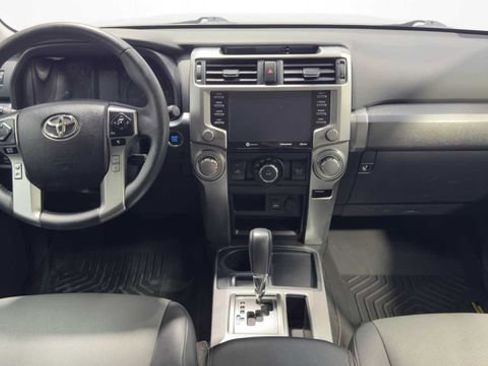 Used 2021 Toyota 4Runner SR5 Premium w/ Moonroof Package RWD image 17
