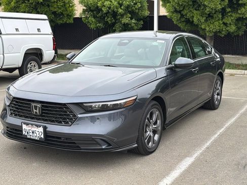 Used 2025 Honda Accord EX-L image 2