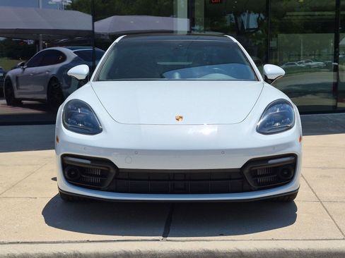 Certified 2023 Porsche Panamera Platinum Edition RWD image 6