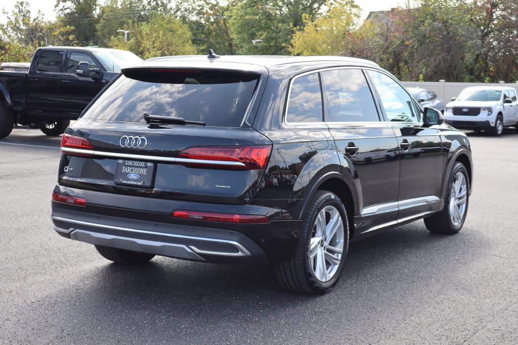 Used 2024 Audi Q7 3.0T Premium Plus AWD/4WD image 3