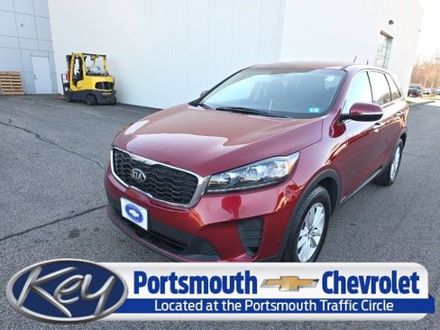 Used 2019 Kia Sorento LX image 1
