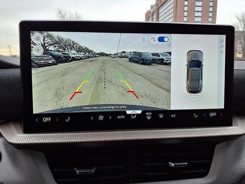 New 2026 Ford Explorer Active RWD image 9