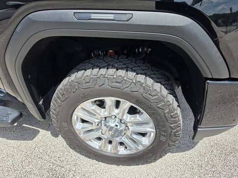 Used 2022 GMC Sierra 2500 Denali AWD/4WD image 11