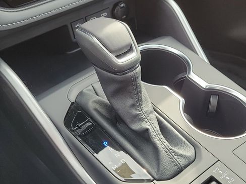 Used 2026 Toyota Highlander XSE image 38