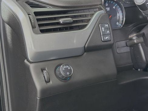 Used 2019 Chevrolet Tahoe LT RWD image 11