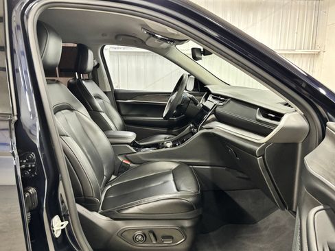 Used 2023 Jeep Grand Cherokee Limited RWD image 22