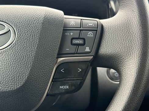 Used 2025 Toyota Camry LE w/ Convenience Package FWD image 27