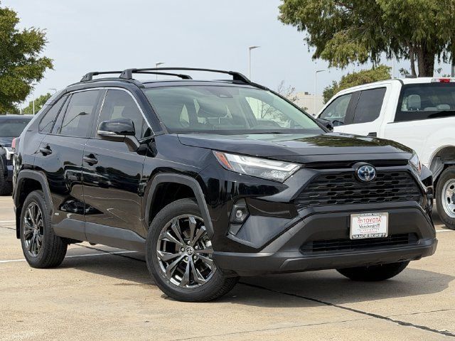 Used 2023 Toyota RAV4 XLE Premium AWD/4WD image 2