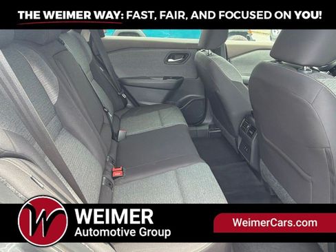 Used 2023 Nissan Rogue SV AWD/4WD image 11
