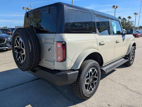 New 2025 Ford Bronco Outer Banks AWD/4WD image 4