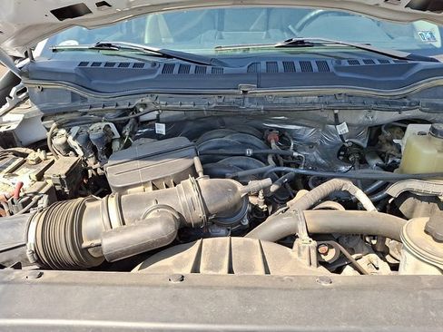Certified 2022 Ford F550 4x4 Crew Cab Super Duty w/ Power Equipment Group image 26