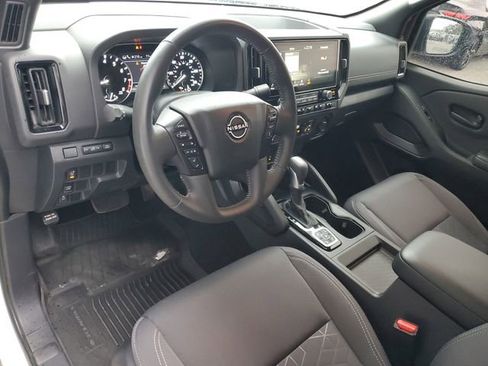 Certified 2026 Nissan Frontier SV w/ All-Weather Content Package AWD/4WD image 24