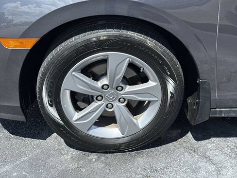 Used 2019 Honda Odyssey EX-L image 2