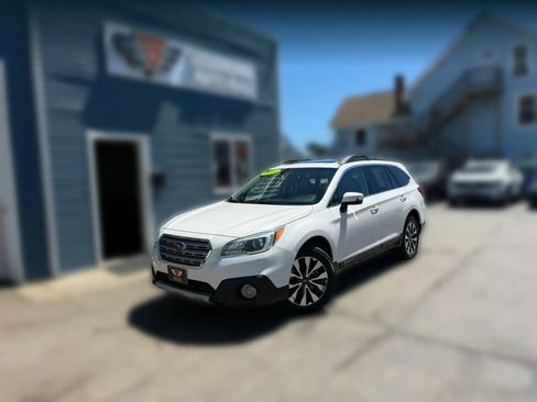 Used 2016 Subaru Outback 2.5i Limited AWD/4WD image 1