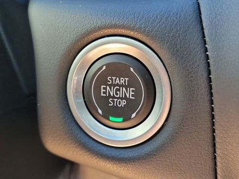 Certified 2022 Chevrolet Suburban RST w/ Luxury Package image 30