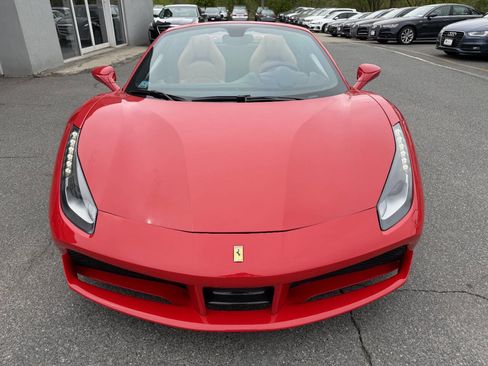 Used 2018 Ferrari 488 Spider RWD image 2
