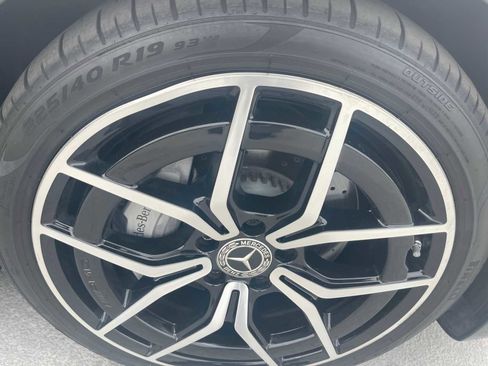 Used 2023 Mercedes-Benz C 300 Sedan image 3