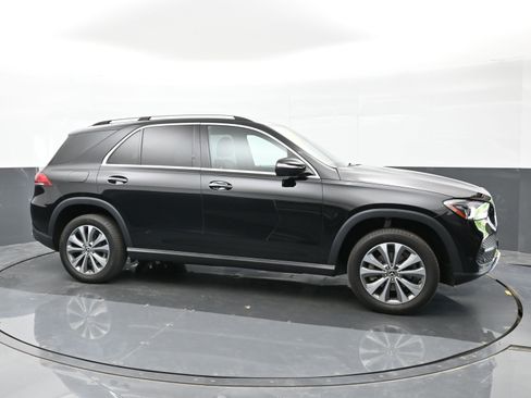 Used 2021 Mercedes-Benz GLE 350 w/ Premium Package image 9