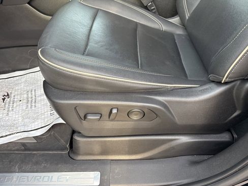 Used 2023 Chevrolet Tahoe Premier image 23