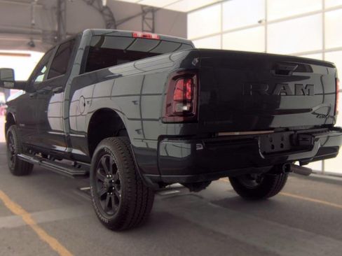 Used 2025 RAM 2500 Big Horn AWD/4WD image 6
