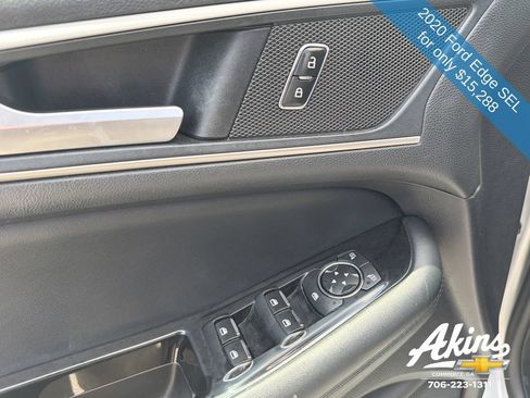 Used 2020 Ford Edge SEL AWD/4WD image 17