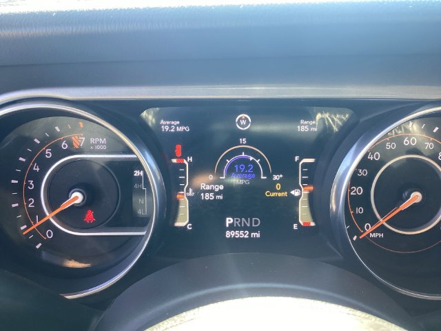 Used 2018 Jeep Wrangler Unlimited Sahara w/ Cold Weather Group AWD/4WD image 19