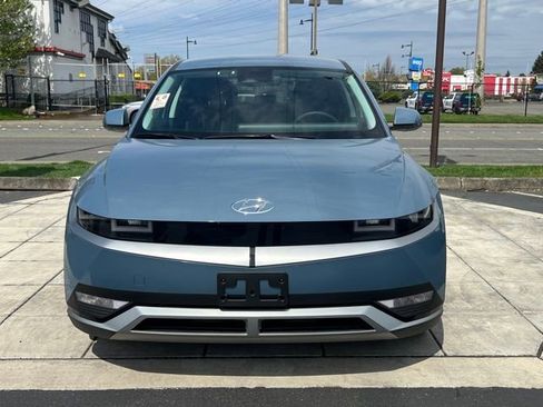 Used 2024 Hyundai Ioniq 5 SE AWD/4WD image 4