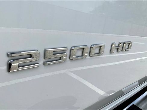 Used 2022 Chevrolet Silverado 2500 LT w/ Convenience Package AWD/4WD image 34