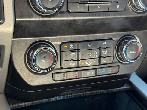 Used 2021 Ford F350 Lariat w/ Chrome Package AWD/4WD image 32