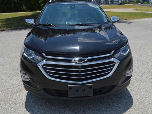 Used 2018 Chevrolet Equinox Premier FWD image 9