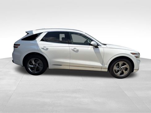 Certified 2026 Genesis GV70 2.5T AWD/4WD image 6