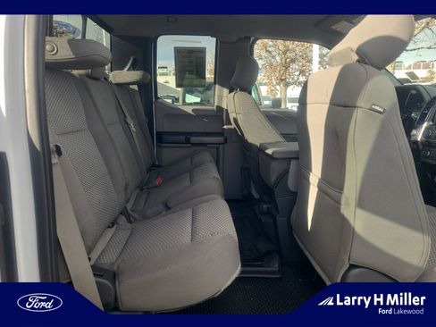 Used 2017 Ford F150 XLT w/ Equipment Group 302A Luxury image 18