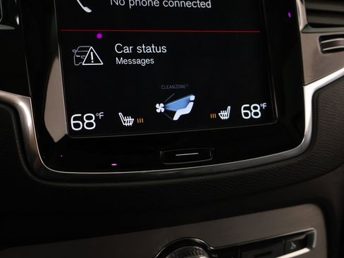 Used 2021 Volvo XC90 T5 Momentum w/ Advanced Package image 8