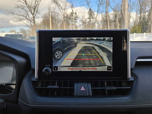 Used 2023 Toyota RAV4 LE image 16