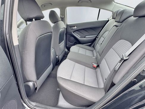 Used 2016 Kia Forte LX w/ LX Popular Package image 18