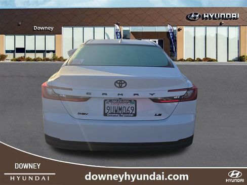 Used 2025 Toyota Camry LE FWD image 4