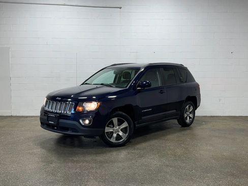 Used 2017 Jeep Compass High Altitude FWD image 7