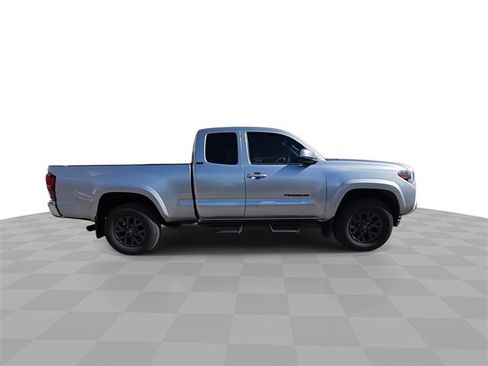 Used 2023 Toyota Tacoma SR5 image 9